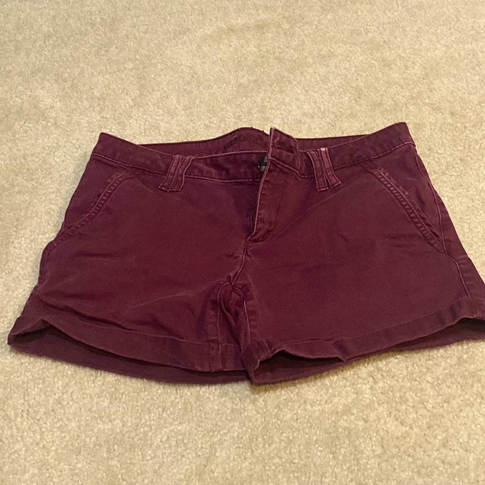 Arizona burgundy shorts. Size 9